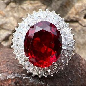 Women’s Sterling Silver Red Stone with Clear White Baguettes NWOT Size 7